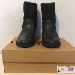 Ugg, black 7.5 boots.